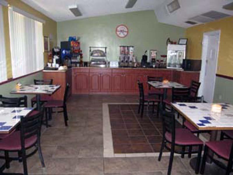 Howard Johnson By Wyndham Phoenix Airport/Downtown Area Restoran gambar
